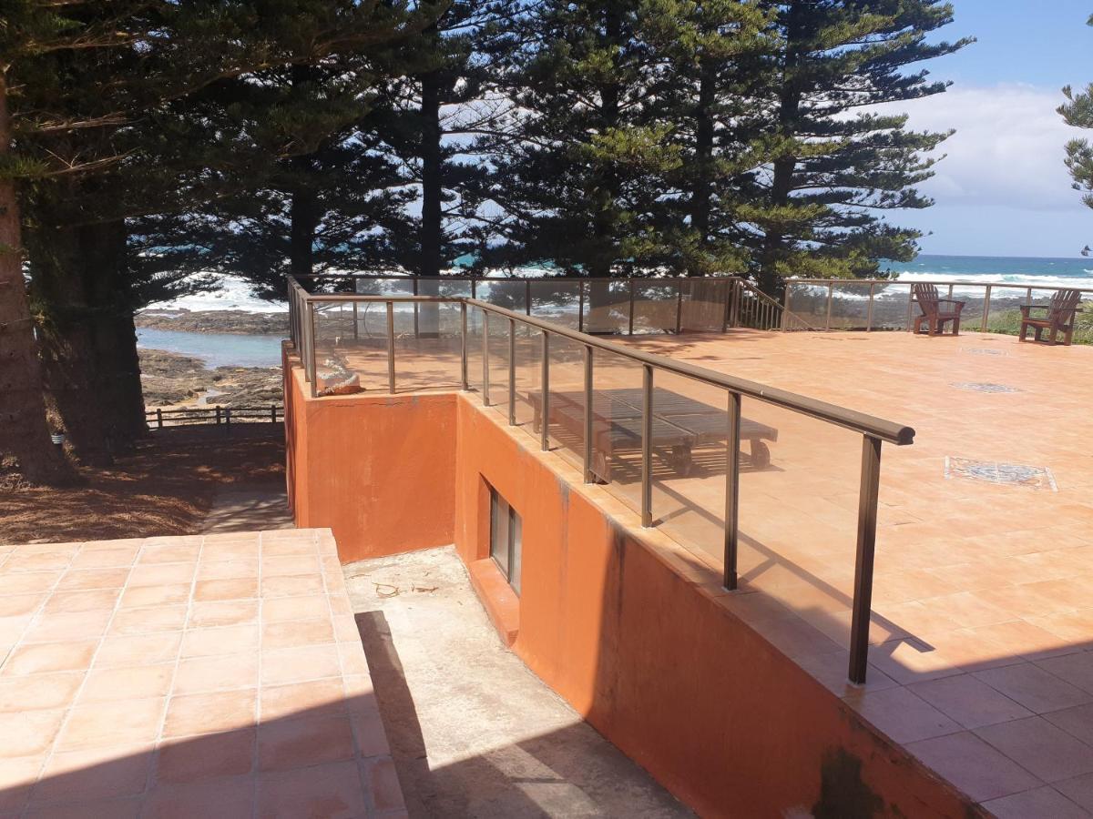 Sea Otters Lodge Kini Bay Bagian luar foto
