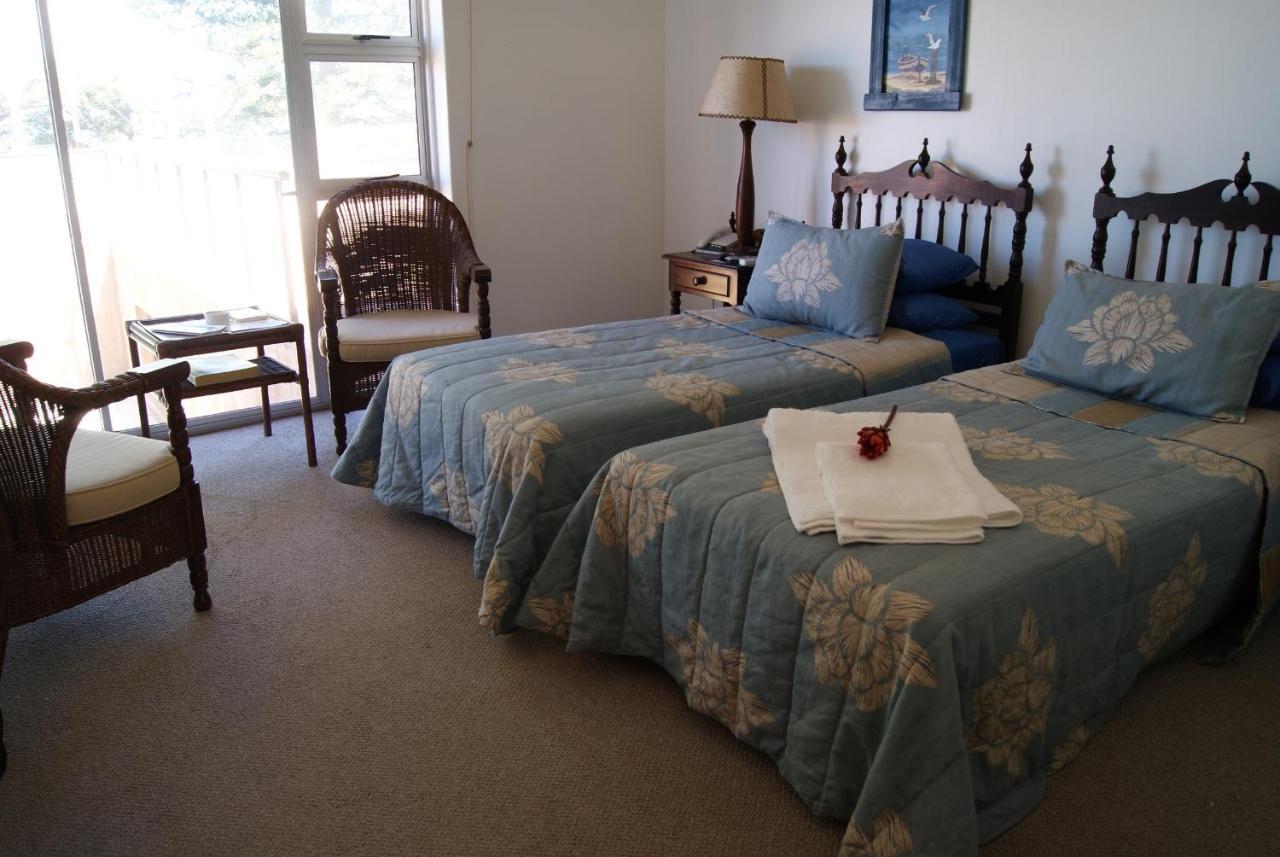 Sea Otters Lodge Kini Bay Bagian luar foto